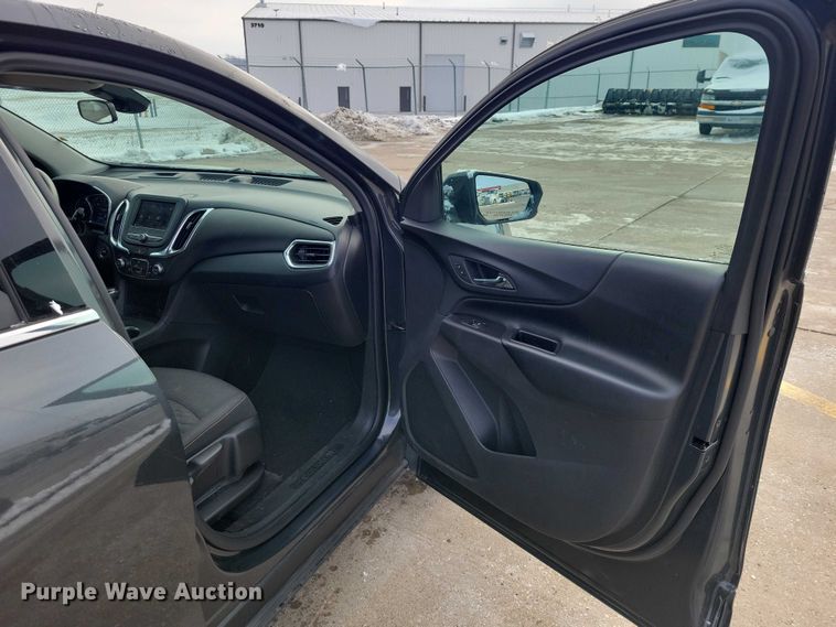 image for item NO9810 2020 Chevrolet Equinox LT SUV