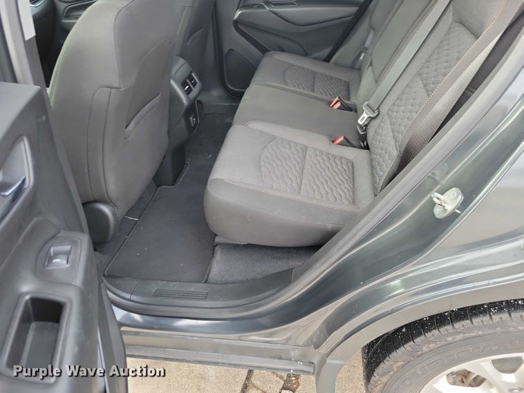 image for item NO9810 2020 Chevrolet Equinox LT SUV