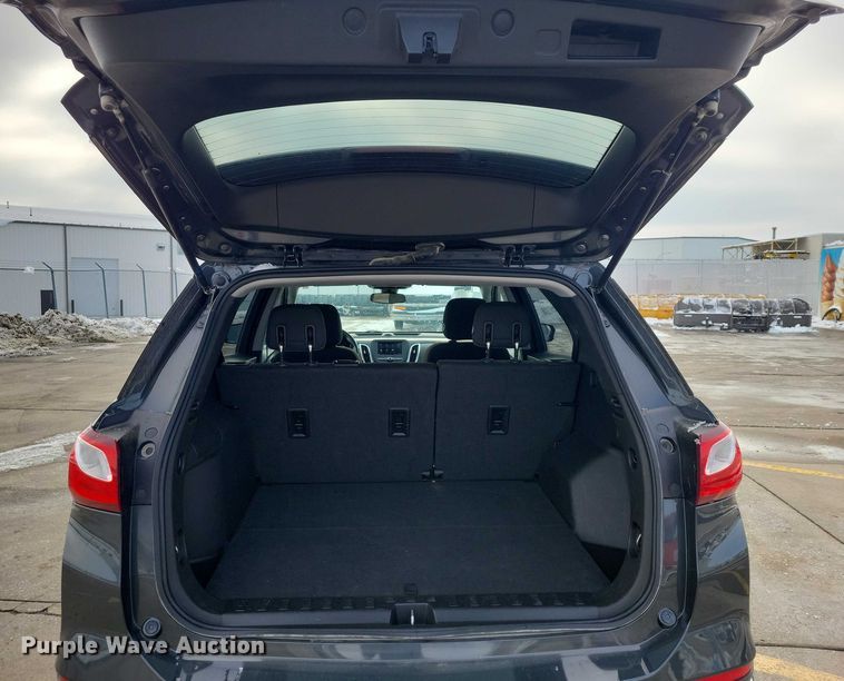 image for item NO9810 2020 Chevrolet Equinox LT SUV