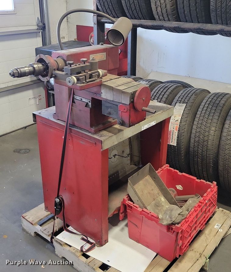 image for item NO9811 Accu-Turn 8922 brake lathe