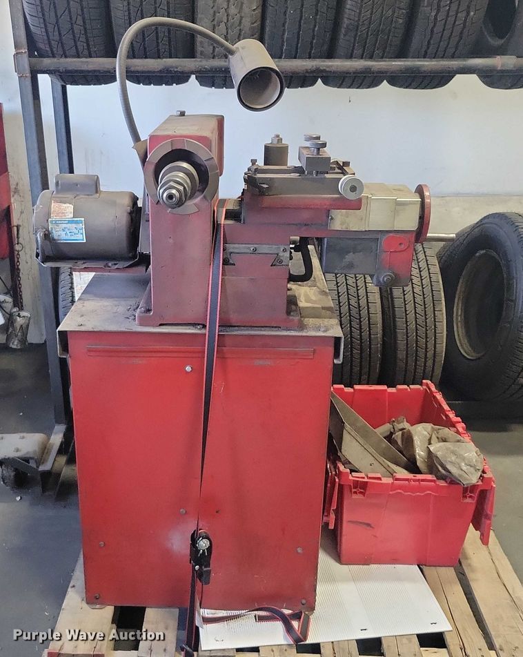 image for item NO9811 Accu-Turn 8922 brake lathe