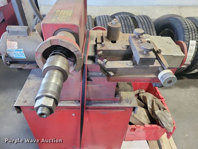 image for item NO9811 Accu-Turn 8922 brake lathe