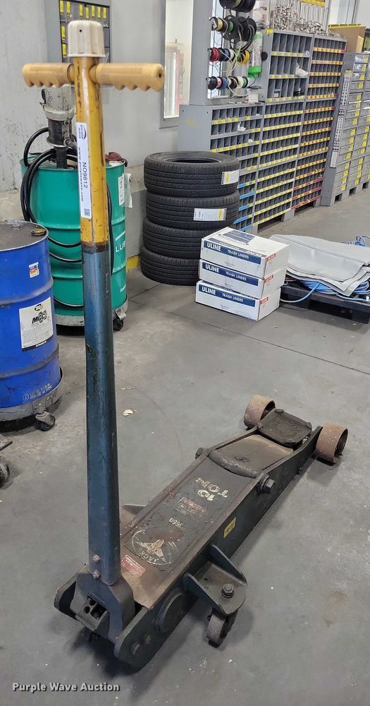 image for item NO9812 Jacks 10 ton floor jack