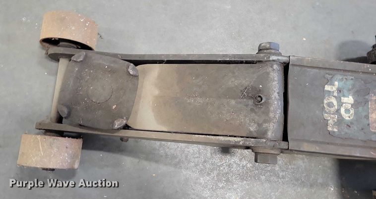 image for item NO9812 Jacks 10 ton floor jack