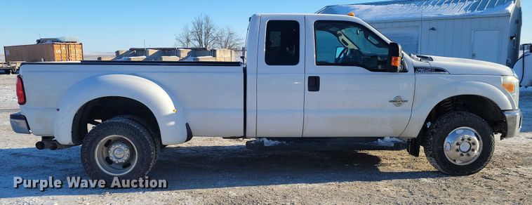 image for item NO9813 2011 Ford F350 Super Duty SuperCab pickup truck