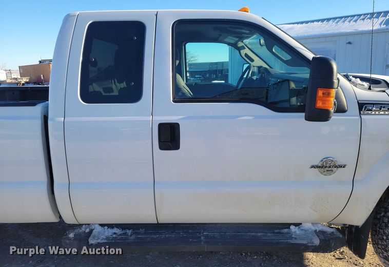 image for item NO9813 2011 Ford F350 Super Duty SuperCab pickup truck