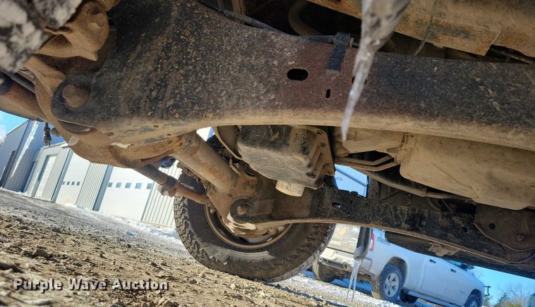 image for item NO9813 2011 Ford F350 Super Duty SuperCab pickup truck