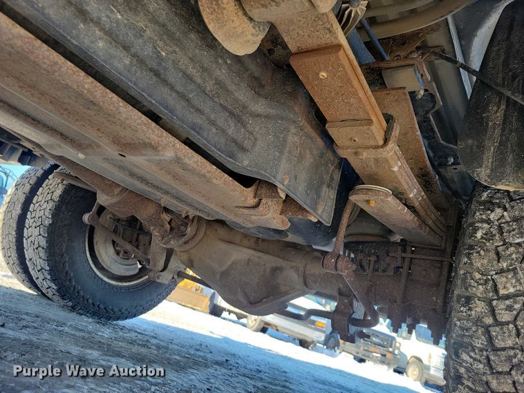 image for item NO9813 2011 Ford F350 Super Duty SuperCab pickup truck