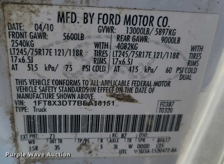 image for item NO9813 2011 Ford F350 Super Duty SuperCab pickup truck