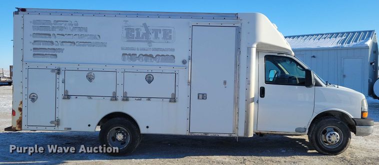 image for item NO9814 2010 Chevrolet  Express G3500 delivery van