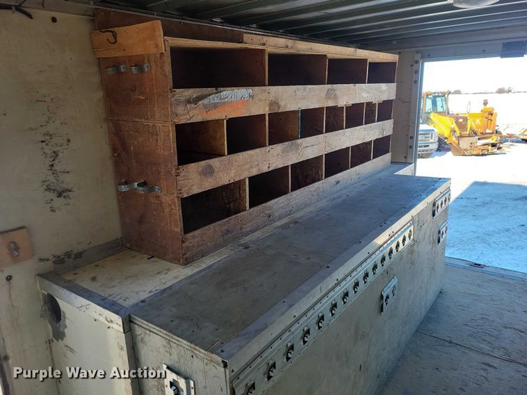 image for item NO9814 2010 Chevrolet  Express G3500 delivery van