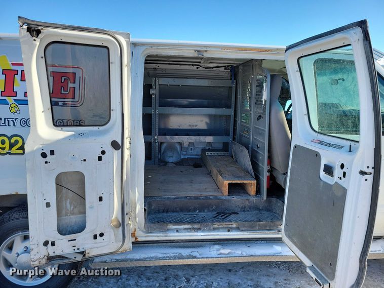 image for item NO9815 2013 Ford E250 van