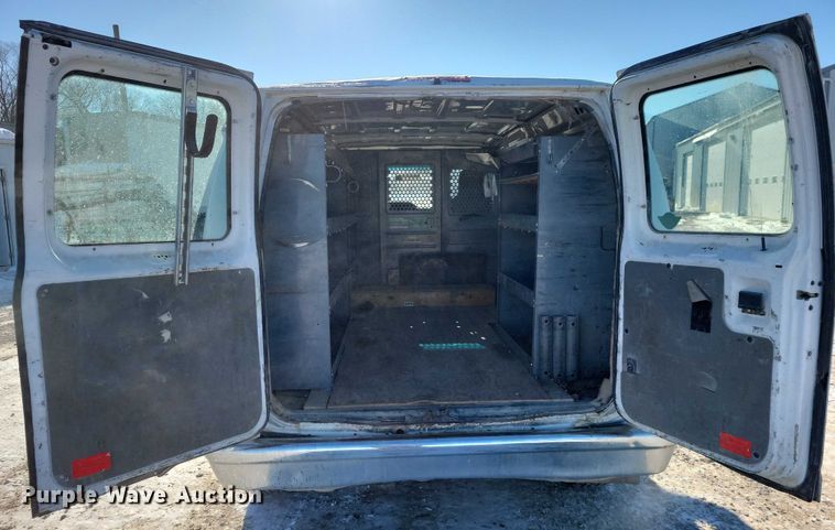 image for item NO9815 2013 Ford E250 van
