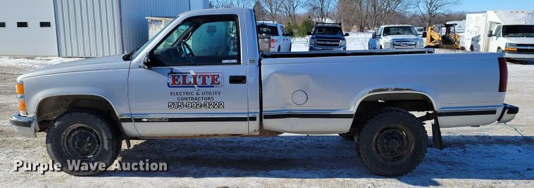 image for item NO9816 1997 Chevrolet C2500 pickup truck