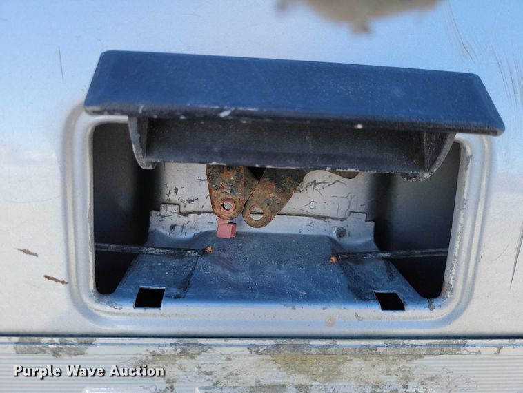 image for item NO9816 1997 Chevrolet C2500 pickup truck