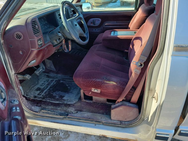 image for item NO9816 1997 Chevrolet C2500 pickup truck