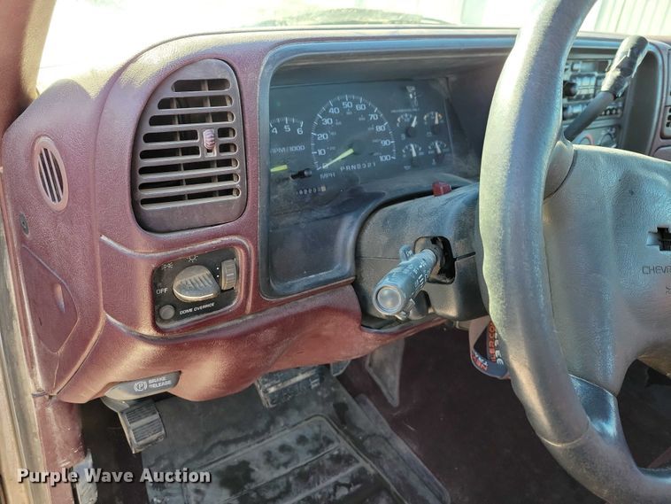 image for item NO9816 1997 Chevrolet C2500 pickup truck