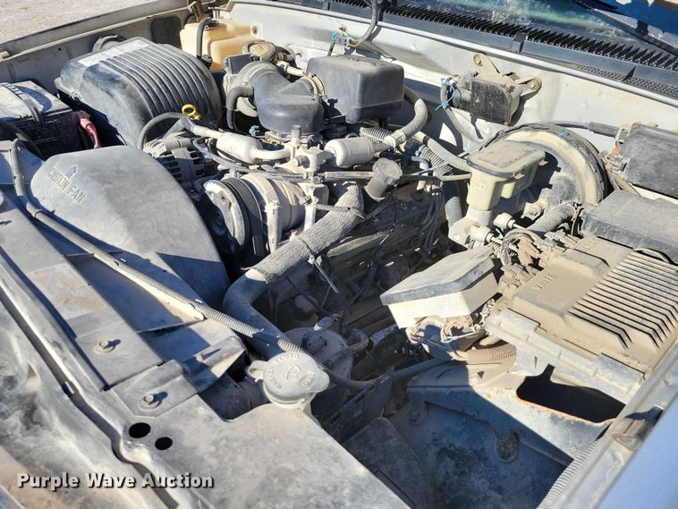 image for item NO9816 1997 Chevrolet C2500 pickup truck