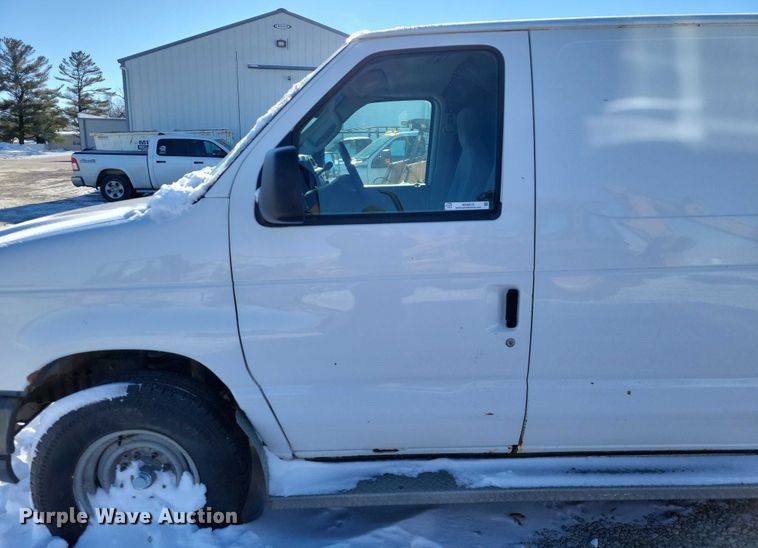 image for item NO9819 2012 Ford E250 van