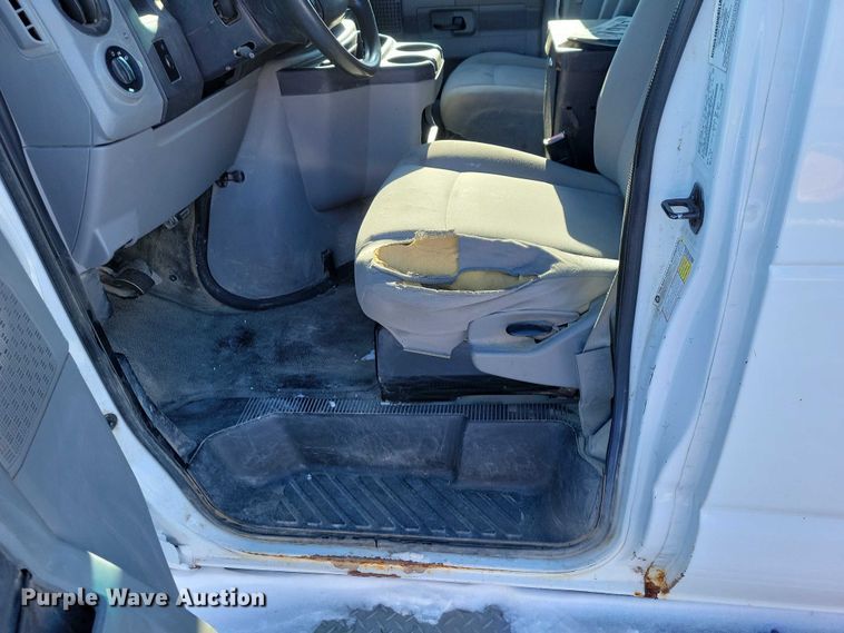 image for item NO9819 2012 Ford E250 van