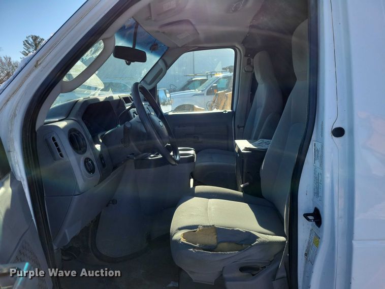 image for item NO9819 2012 Ford E250 van