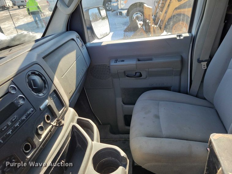 image for item NO9819 2012 Ford E250 van