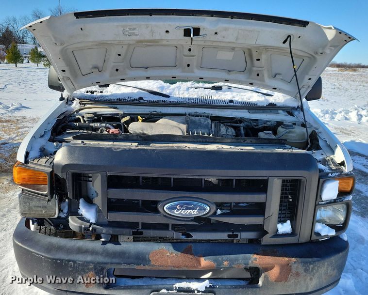 image for item NO9819 2012 Ford E250 van