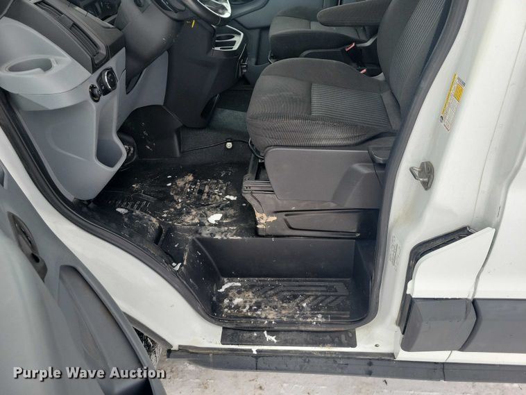 image for item NO9833 2016 Ford Transit 250 van