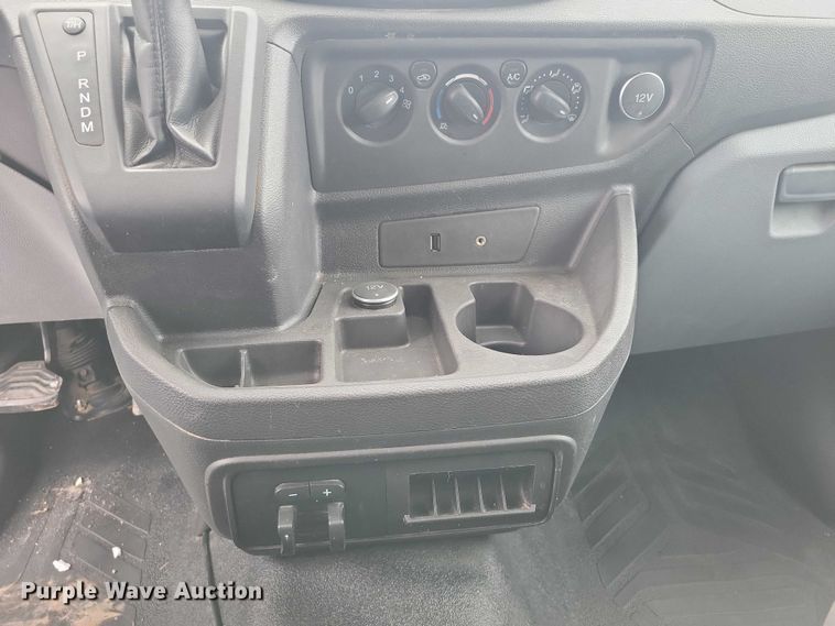 image for item NO9833 2016 Ford Transit 250 van