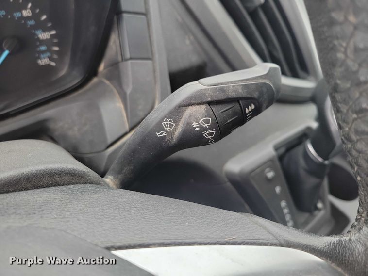 image for item NO9833 2016 Ford Transit 250 van