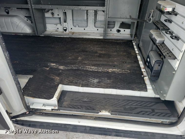 image for item NO9833 2016 Ford Transit 250 van