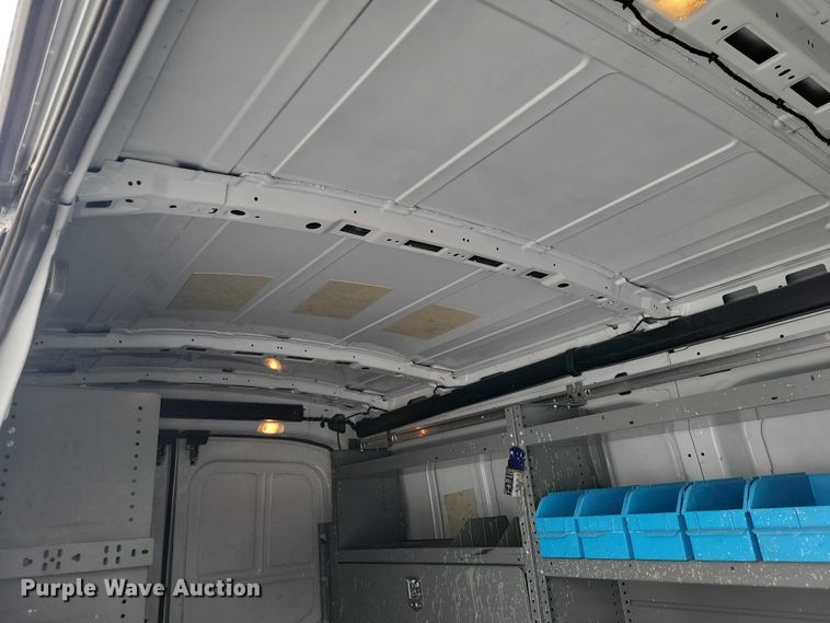 image for item NO9833 2016 Ford Transit 250 van