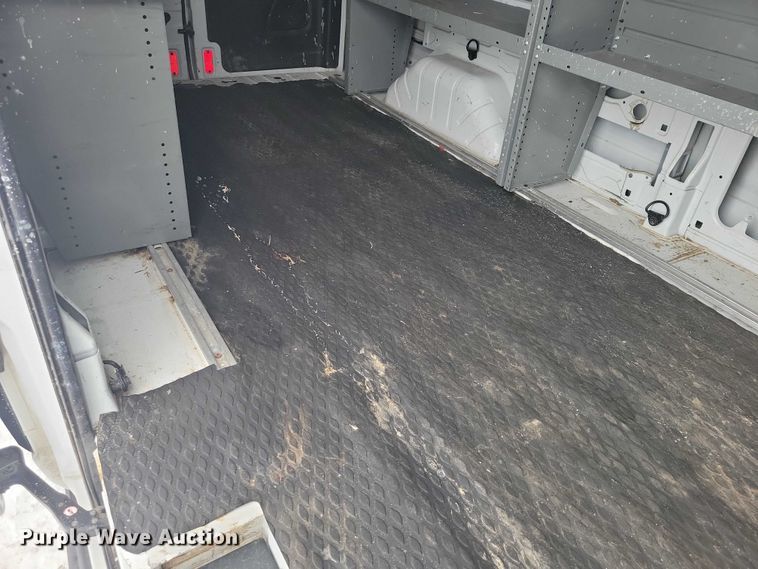 image for item NO9833 2016 Ford Transit 250 van