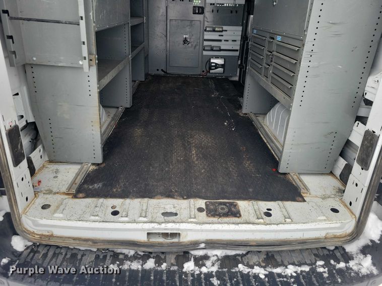 image for item NO9833 2016 Ford Transit 250 van