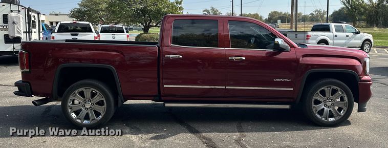 image for item OJ9934 2017 GMC Sierra 1500 Denali Crew Cab pickup truck