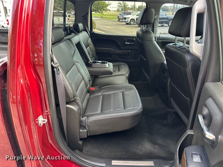 image for item OJ9934 2017 GMC Sierra 1500 Denali Crew Cab pickup truck