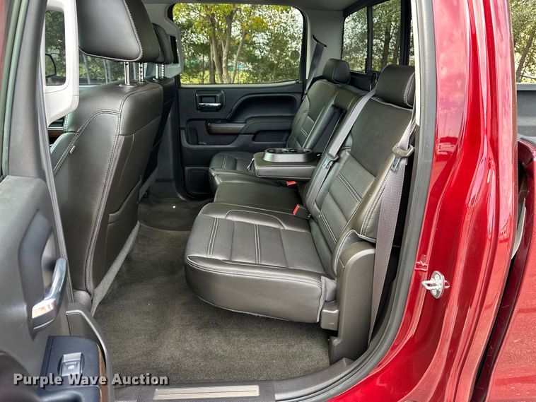 image for item OJ9934 2017 GMC Sierra 1500 Denali Crew Cab pickup truck