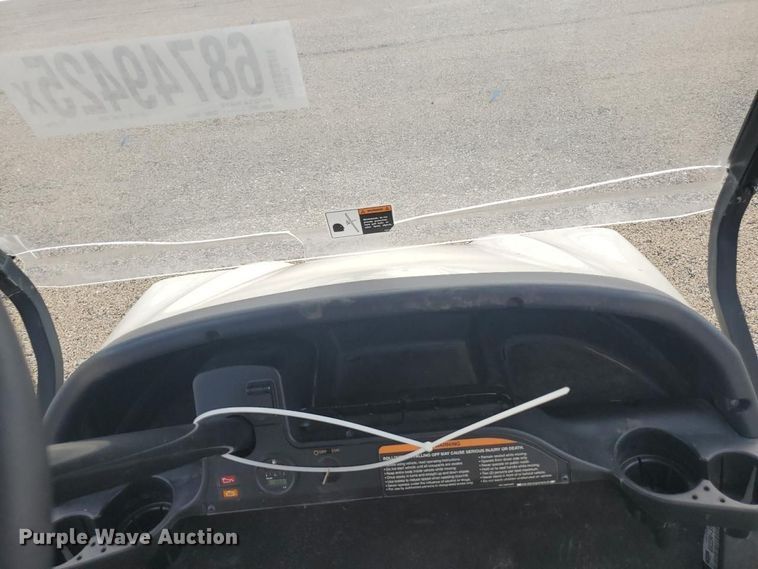 image for item YA0913 2022 Club Car Tempo Connect golf cart