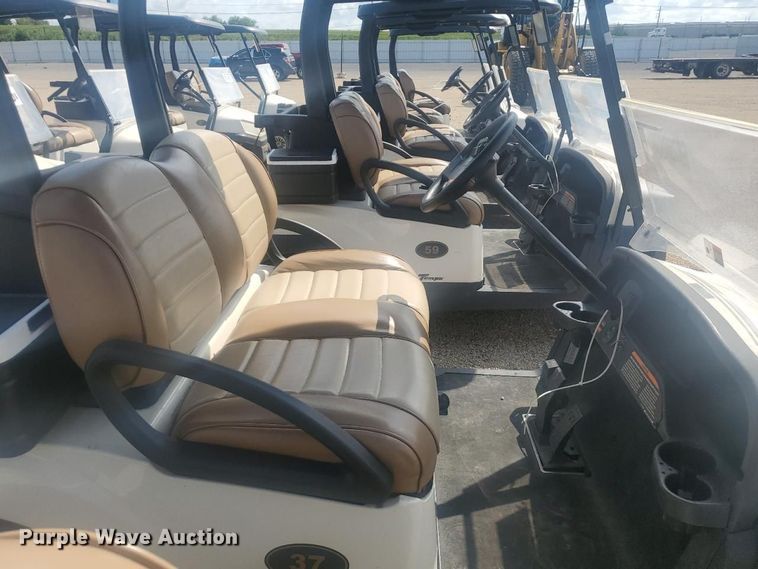 image for item YA0916 2022 Club Car Tempo Connect golf cart