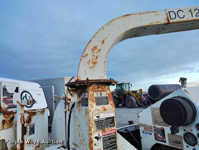 image for item YA1586 2007 Altec DC1217 wood chipper