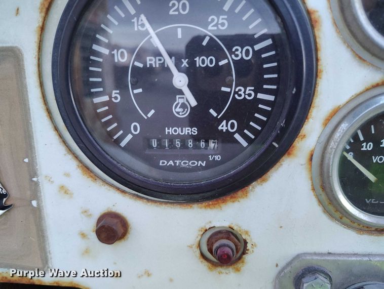 image for item YA1586 2007 Altec DC1217 wood chipper