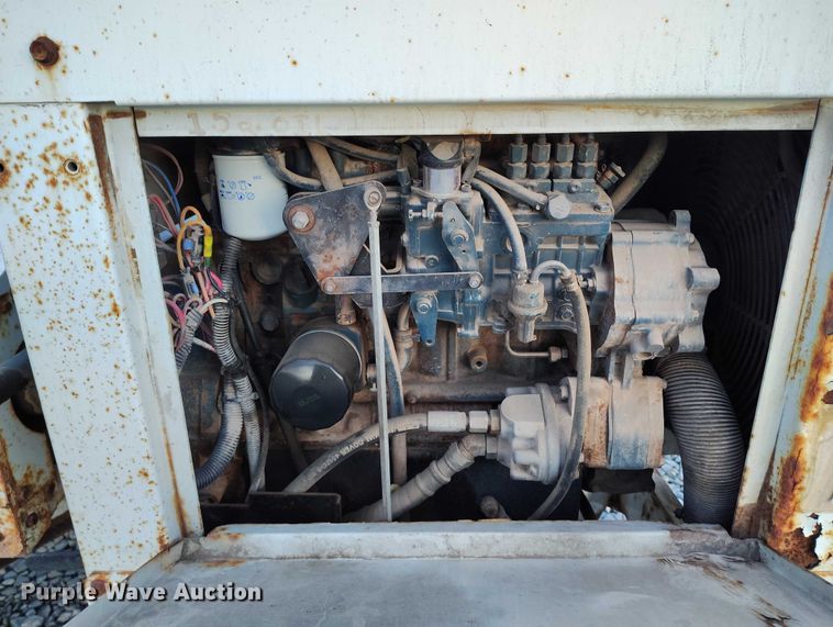 image for item YA1586 2007 Altec DC1217 wood chipper