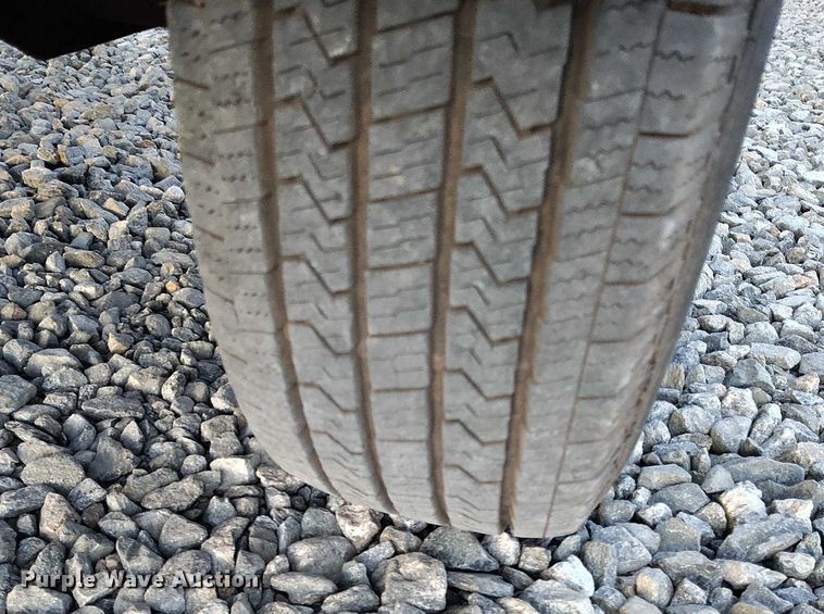 image for item YA1586 2007 Altec DC1217 wood chipper