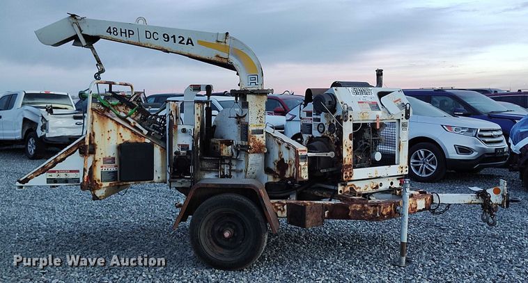 image for item YA1587 2013 Altec DC912A wood chipper