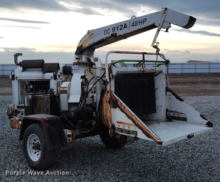 image for item YA1587 2013 Altec DC912A wood chipper