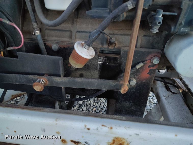 image for item YA1587 2013 Altec DC912A wood chipper