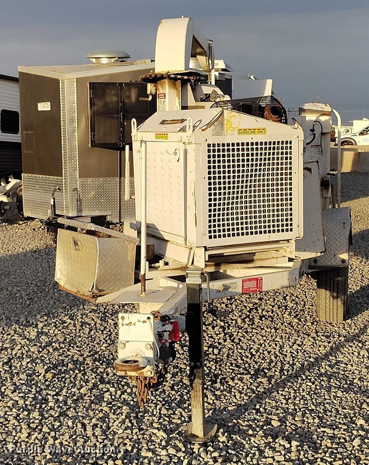 image for item YA1589 2019 Bandit 200UC wood chipper