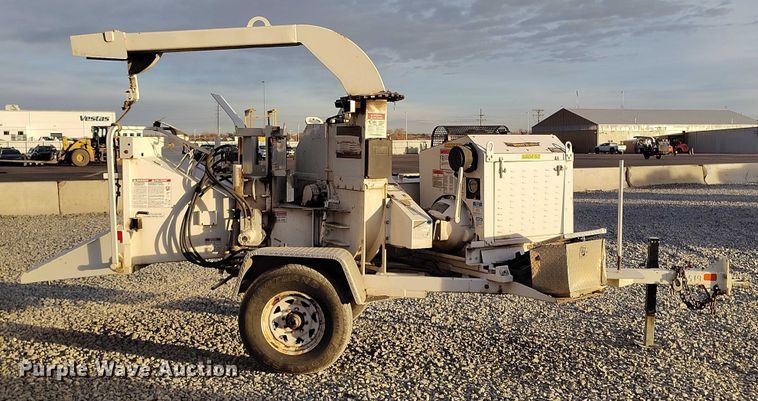 image for item YA1589 2019 Bandit 200UC wood chipper