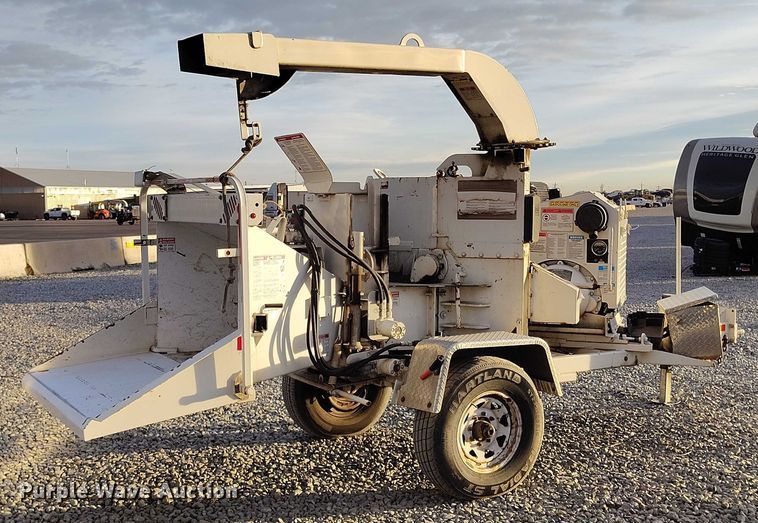 image for item YA1589 2019 Bandit 200UC wood chipper