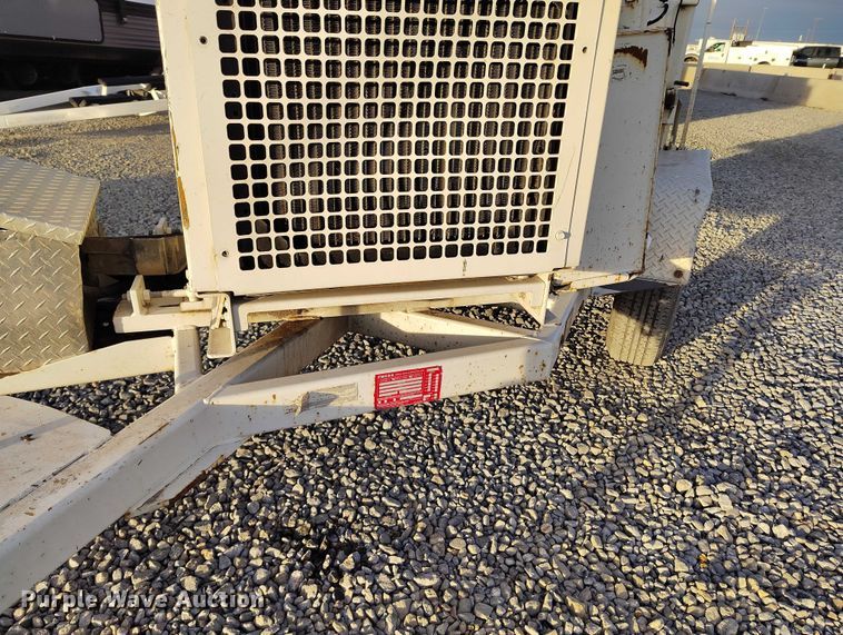 image for item YA1589 2019 Bandit 200UC wood chipper